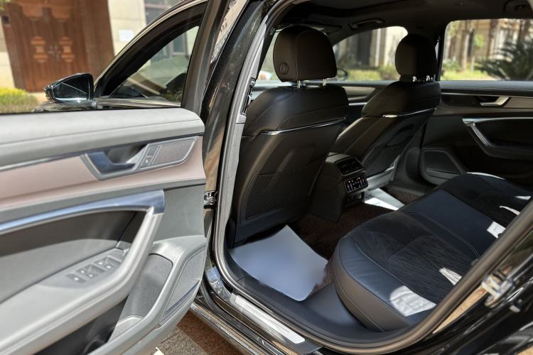 Used Audi A6L 2021 55 TFSI quattro Flagship Dynamic Model Interior 9