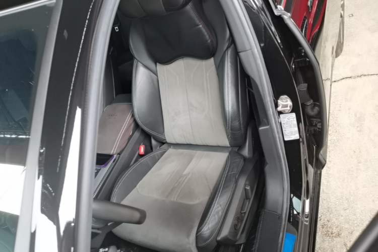 Used Audi A6L 2021 40 TFSI Luxury Dynamic Edition Left Front Seat