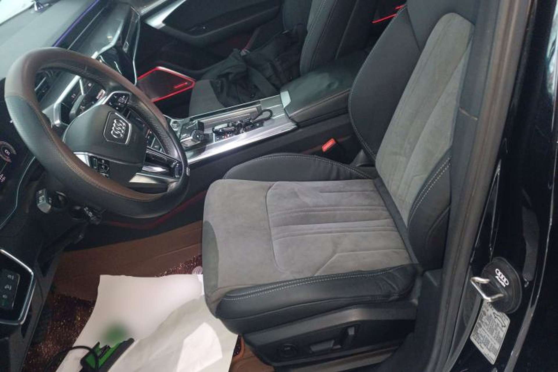 Used Audi A6L 2021 40 TFSI Luxury Dynamic Edition Left Front Seat