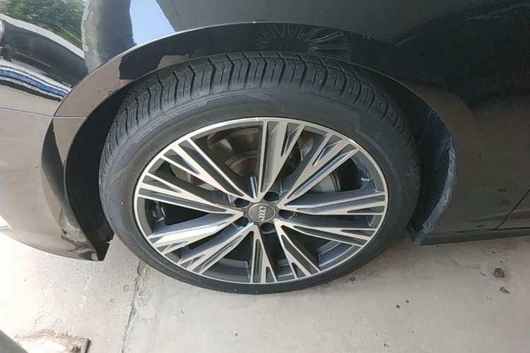 Used Audi A6L 2021 45 TFSI Prestige Dynamic Edition Left Front Wheel Hub