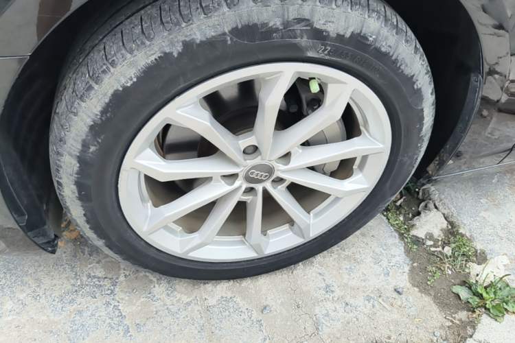 Used Audi A6L 2021 40 TFSI Luxury Prestige Edition Left Front Wheel Hub