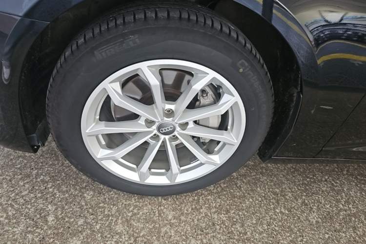 Used Audi A6L 2021 40 TFSI Luxury Prestige Edition Left Front Wheel Hub