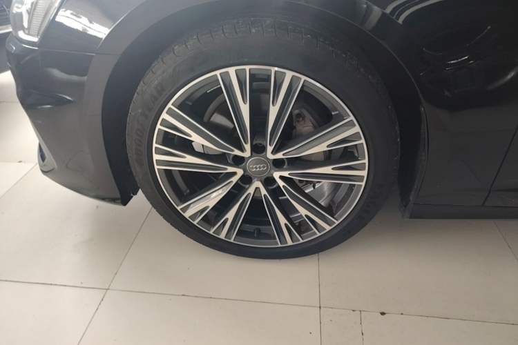 Used Audi A6L 2021 40 TFSI Luxury Dynamic Edition Left Front Wheel Hub