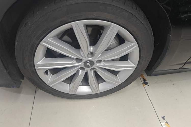 Used Audi A6L 2021 45 TFSI Prestige Dynamic Edition Left Front Wheel Hub