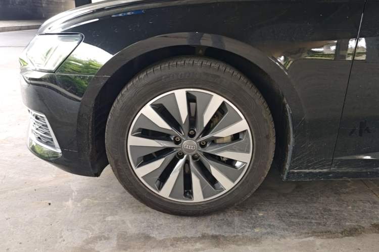 Used Audi A6L 2021 45 TFSI Prestige Elegant Edition Left Front Wheel Hub