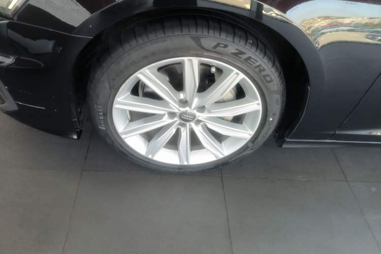 Used Audi A6L 2021 45 TFSI Prestige Dynamic Edition Left Front Wheel Hub