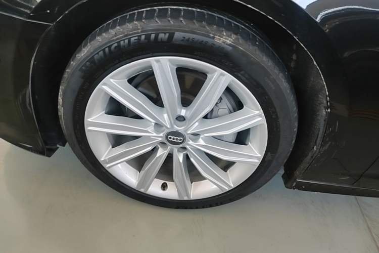Used Audi A6L 2021 45 TFSI Prestige Dynamic Edition Left Front Wheel Hub