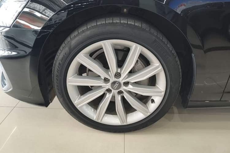 Used Audi A6L 2021 45 TFSI Prestige Dynamic Edition Left Front Wheel Hub
