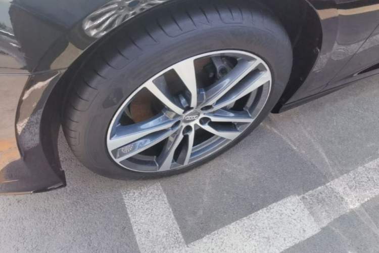 Used Audi A6L 2021 40 TFSI Luxury Dynamic Edition Left Front Wheel Hub