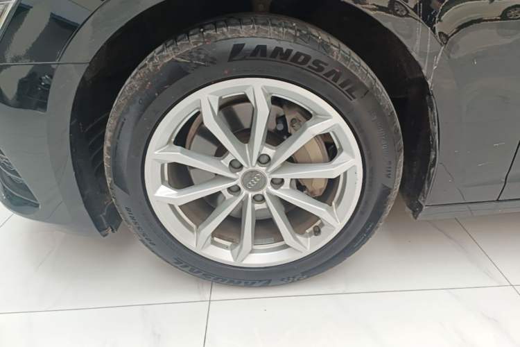 Used Audi A6L 2021 40 TFSI Luxury Prestige Edition Left Front Wheel Hub