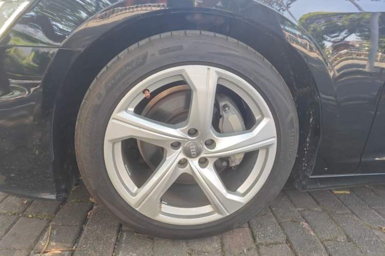 Used Audi A6L 2021 40 TFSI Luxury Dynamic Edition Left Front Wheel Hub