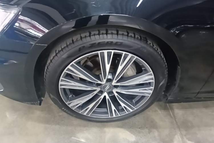 Used Audi A6L 2021 40 TFSI Luxury Dynamic Edition Left Front Wheel Hub