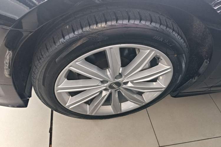 Used Audi A6L 2021 45 TFSI Prestige Dynamic Edition Left Front Wheel Hub