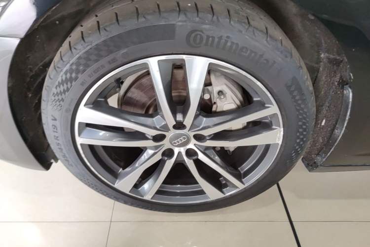 Used Audi A6L 2021 40 TFSI Luxury Prestige Edition Left Front Wheel Hub