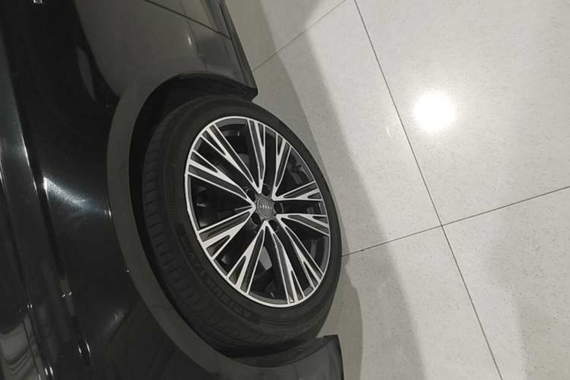 Used Audi A6L 2021 45 TFSI quattro Prestige Dynamic Edition Left Front Wheel Hub