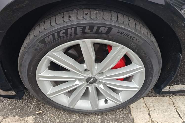 Used Audi A6L 2021 45 TFSI Prestige Dynamic Edition Left Front Wheel Hub