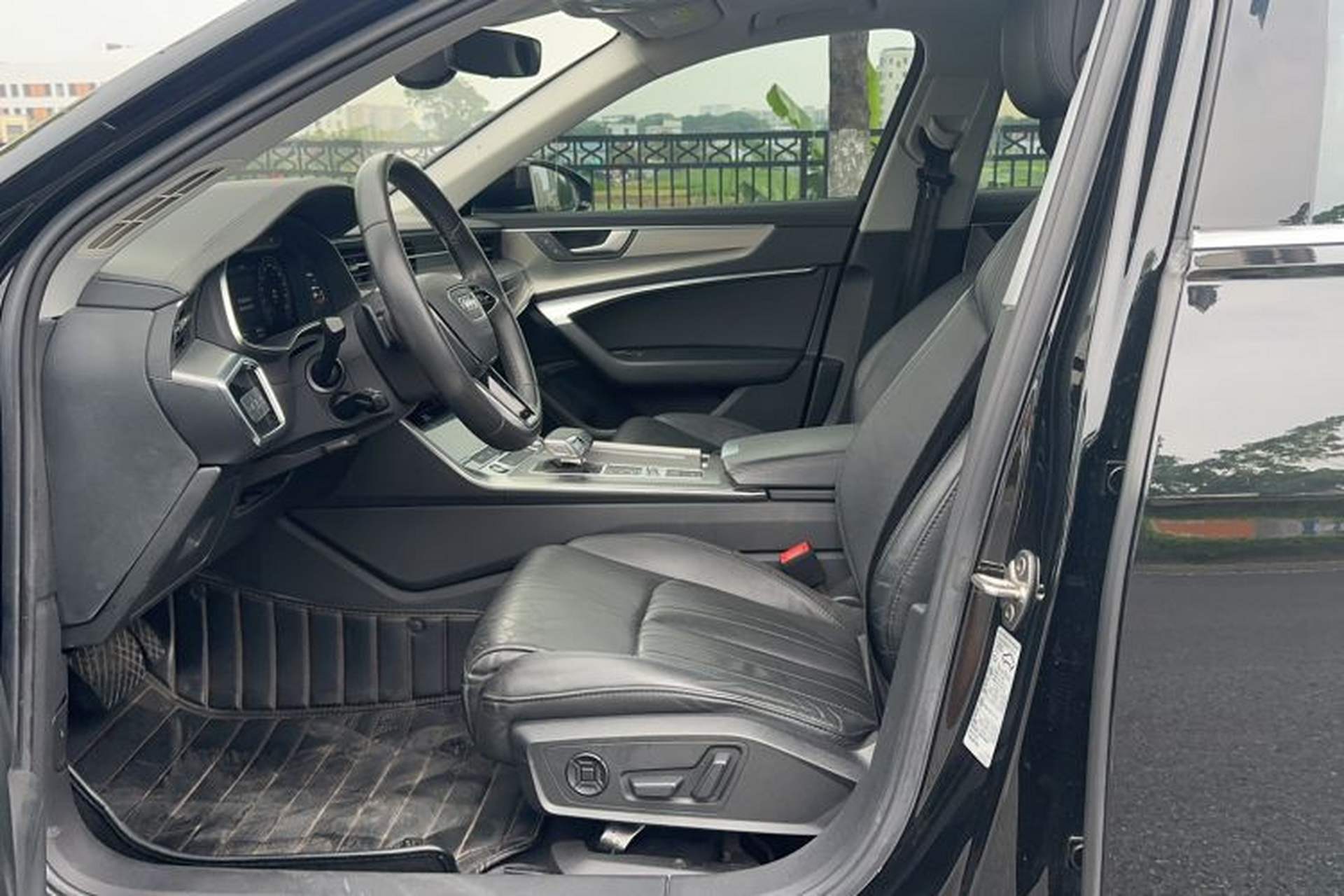 Used Audi A6L 2021 40 TFSI Luxury Dynamic Edition Left Rear Seat