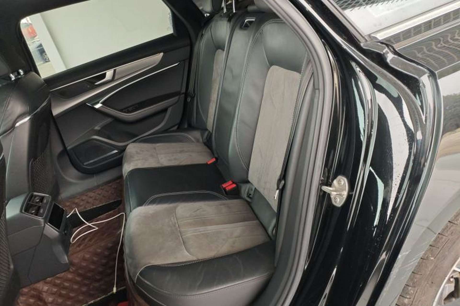 Used Audi A6L 2021 45 TFSI quattro Prestige Dynamic Edition Left Rear Seat