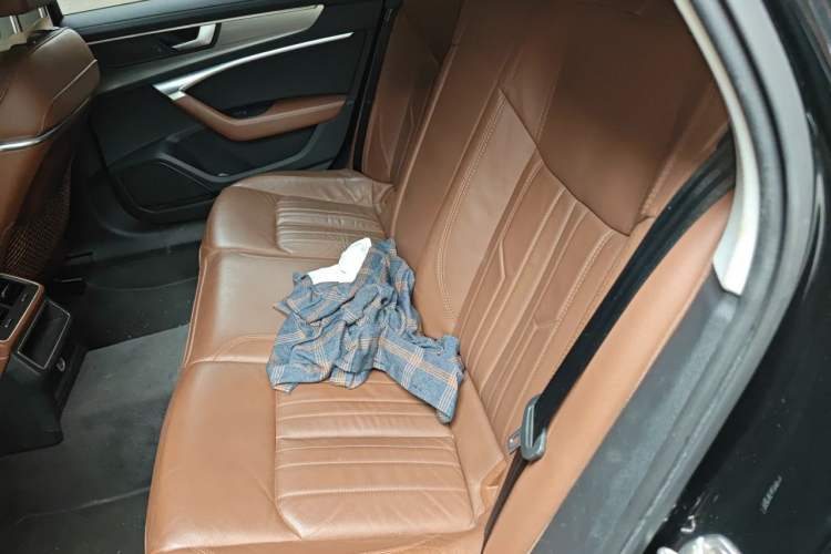 Used Audi A6L 2021 40 TFSI Luxury Prestige Edition Left Rear Seat