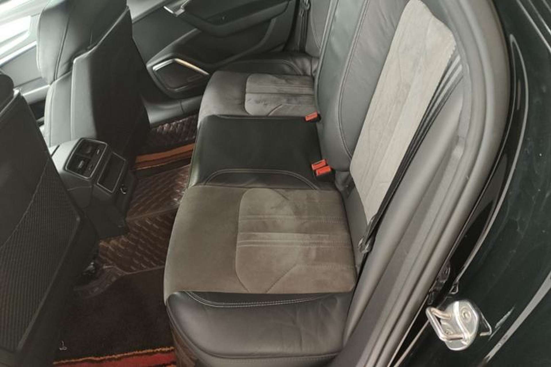 Used Audi A6L 2021 40 TFSI Luxury Dynamic Edition Left Rear Seat