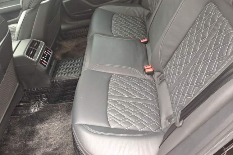 Used Audi A6L 2021 45 TFSI quattro Prestige Dynamic Edition Left Rear Seat