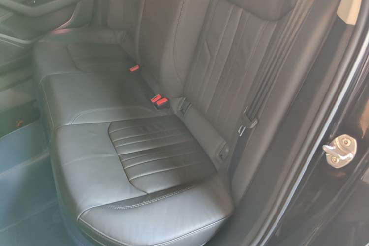 Used Audi A6L 2021 40 TFSI Luxury Dynamic Edition Left Rear Seat