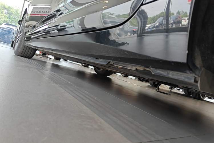 Used Audi A6L 2021 45 TFSI Prestige Elegant Edition Left Side Sill