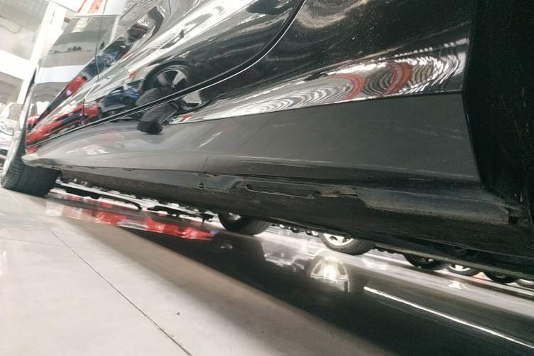 Used Audi A6L 2021 45 TFSI Prestige Dynamic Edition Left Side Sill
