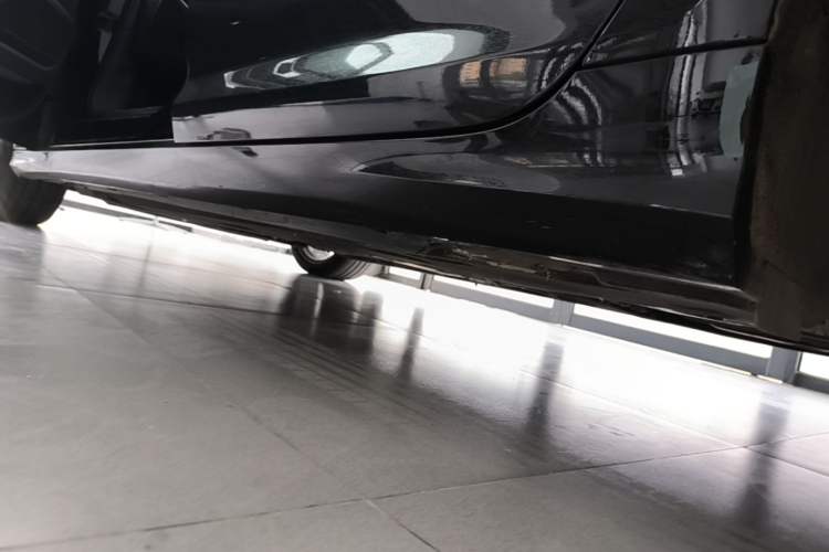 Used Audi A6L 2021 45 TFSI Prestige Dynamic Edition Left Side Sill
