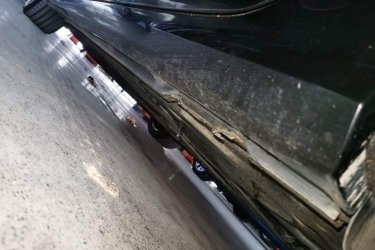 Used Audi A6L 2021 40 TFSI Luxury Dynamic Edition Left Side Sill