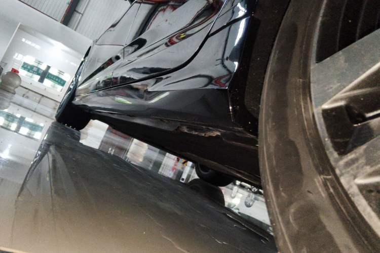 Used Audi A6L 2021 40 TFSI Luxury Dynamic Edition Left Side Sill