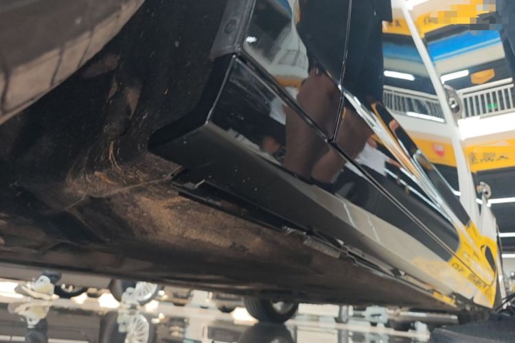 Used Audi A6L 2021 40 TFSI Luxury Prestige Edition Left Side Sill