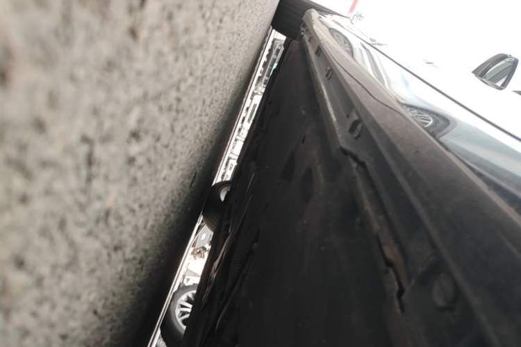 Used Audi A6L 2021 40 TFSI Luxury Dynamic Edition Left Side Sill