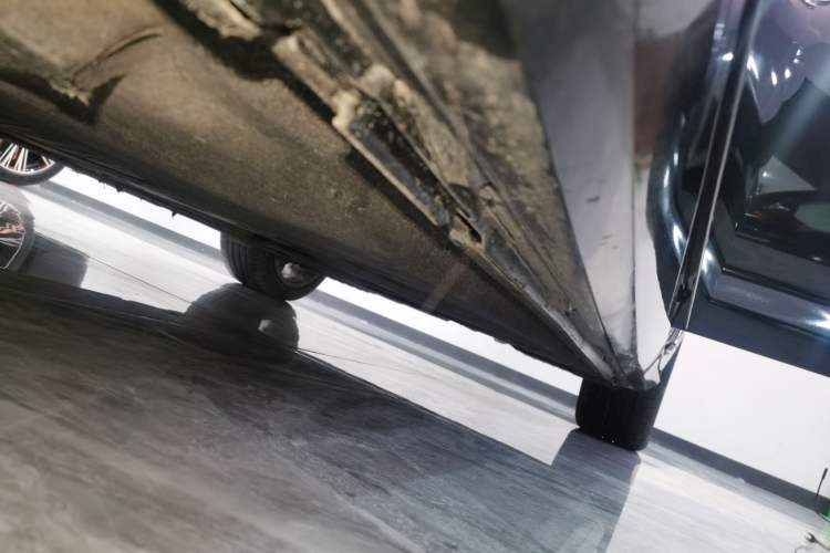 Used Audi A6L 2021 40 TFSI Luxury Dynamic Edition Left Side Sill