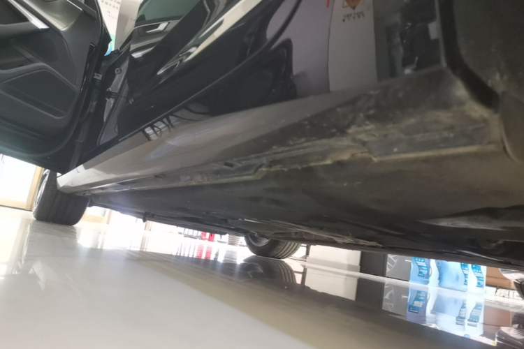 Used Audi A6L 2021 40 TFSI Luxury Prestige Edition Left Side Sill