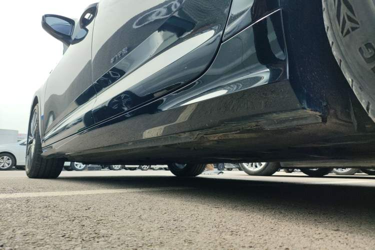 Used Audi A6L 2021 40 TFSI Luxury Dynamic Edition Left Side Sill