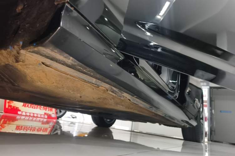 Used Audi A6L 2021 45 TFSI Prestige Dynamic Edition Left Side Sill