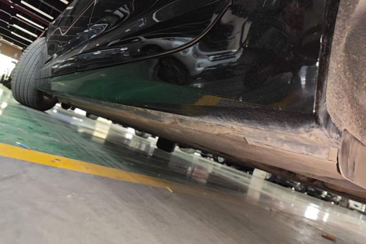 Used Audi A6L 2021 40 TFSI Luxury Prestige Edition Left Side Sill