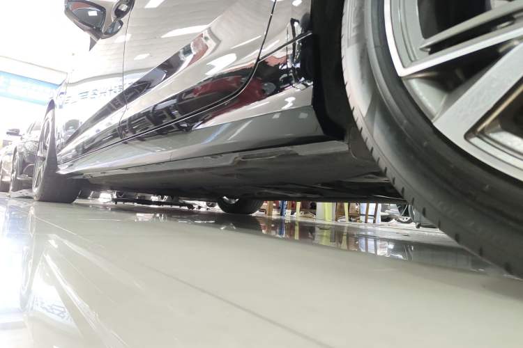Used Audi A6L 2021 40 TFSI Luxury Dynamic Edition Left Side Sill