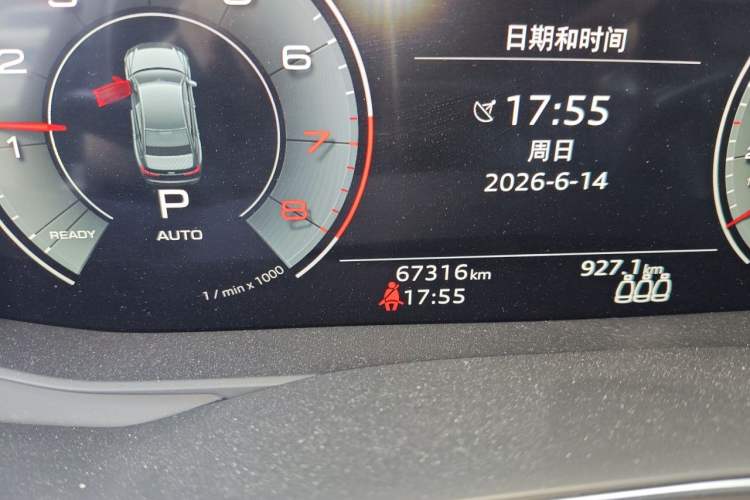 Used Audi A6L 2021 45 TFSI Enjoy Life Edition Odometer Close Up
