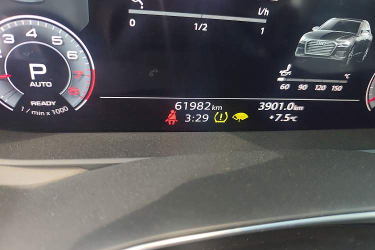 Used Audi A6L 2021 45 TFSI quattro Prestige Dynamic Edition Odometer Close Up