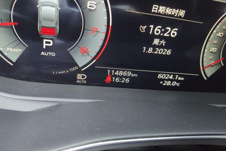 Used Audi A6L 2021 45 TFSI quattro Prestige Elegant Edition Odometer Close Up