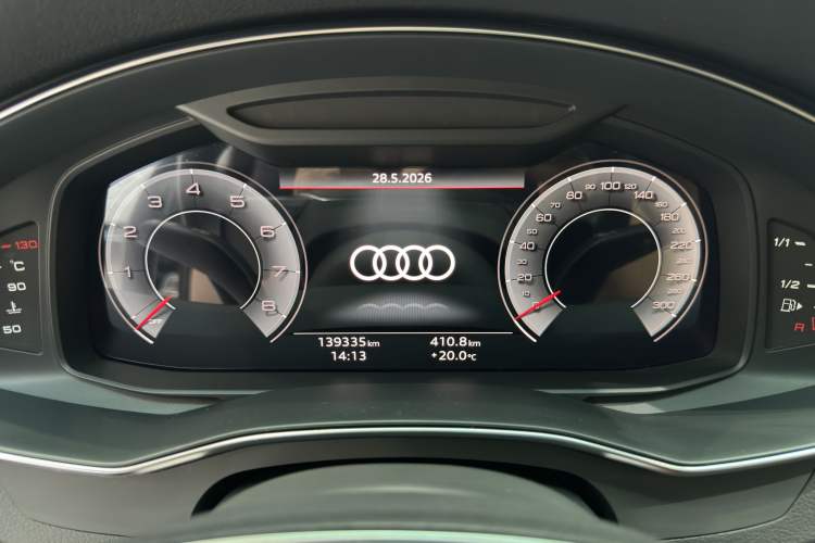 Used Audi A6L 2021 40 TFSI Luxury Prestige Edition Odometer Close Up