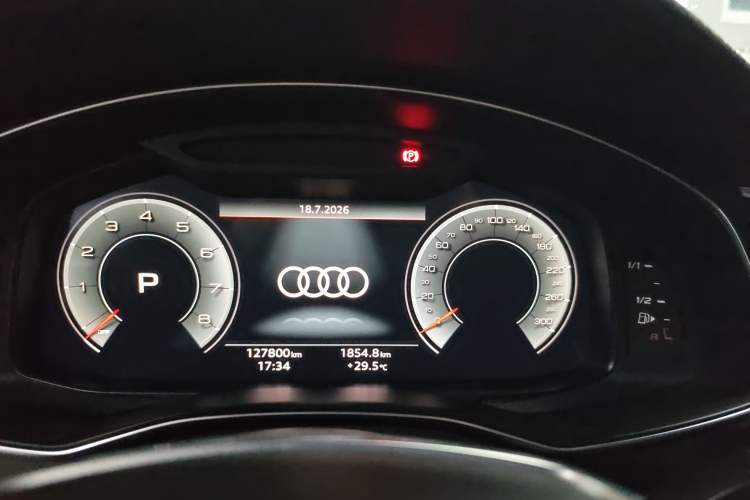 Used Audi A6L 2021 45 TFSI Prestige Dynamic Edition Odometer Close Up