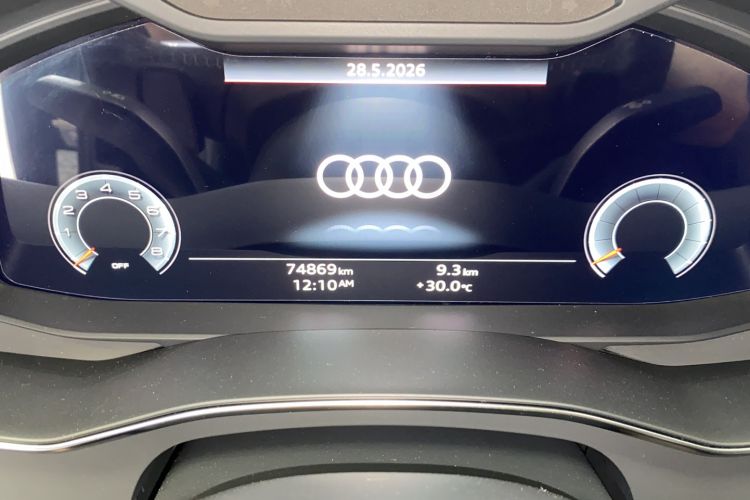 Used Audi A6L 2021 45 TFSI Prestige Dynamic Edition Odometer Close Up