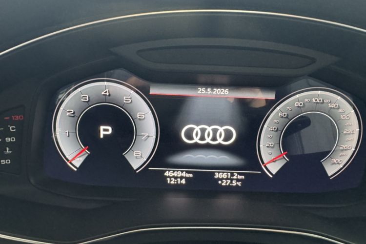 Used Audi A6L 2021 40 TFSI Luxury Dynamic Edition Odometer Close Up