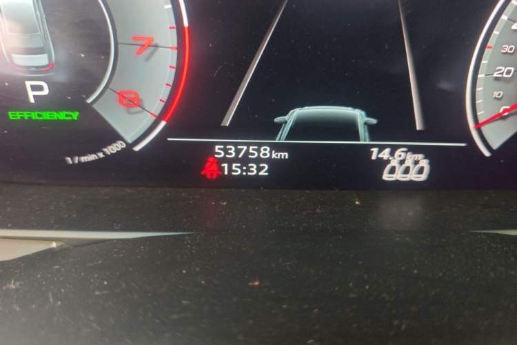 Used Audi A6L 2021 45 TFSI Prestige Elegant Edition Odometer Close Up