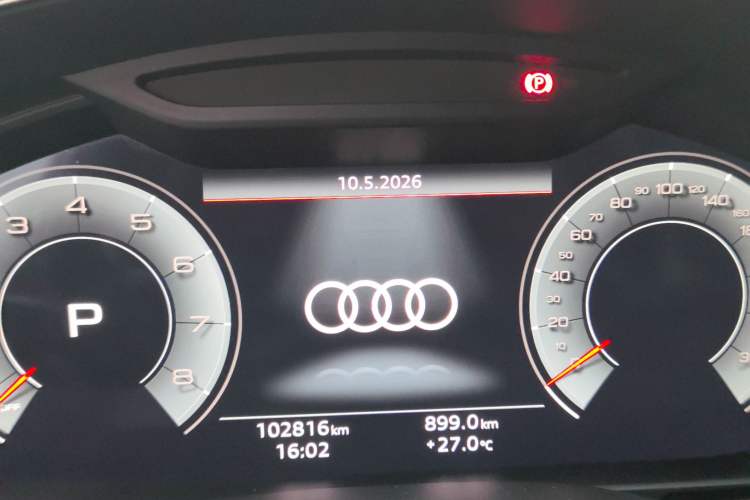 Used Audi A6L 2021 45 TFSI Prestige Dynamic Edition Odometer Close Up