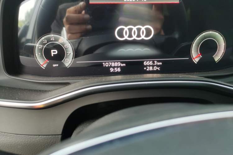 Used Audi A6L 2021 45 TFSI Prestige Dynamic Edition Odometer Close Up