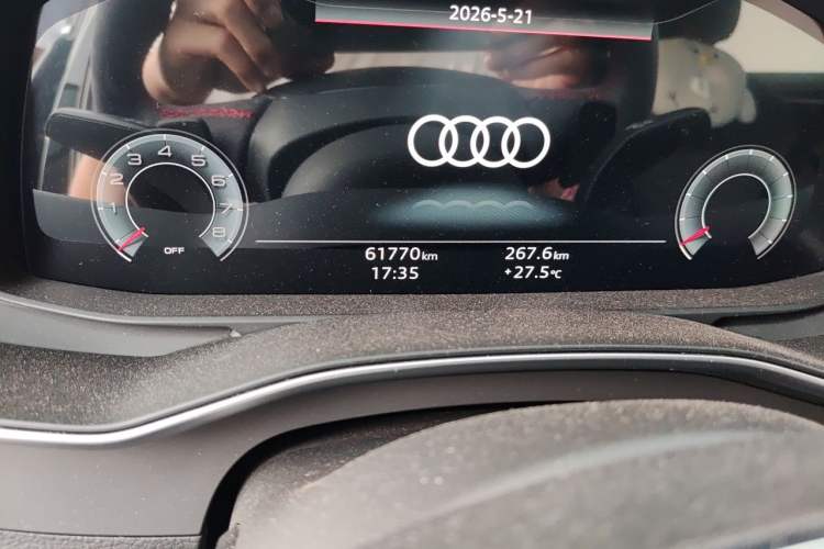 Used Audi A6L 2021 45 TFSI Prestige Dynamic Edition Odometer Close Up